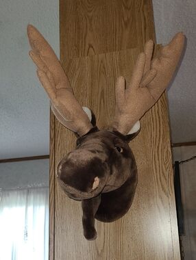 Bass Pro Shop's Plush Wall-Mount Moose Head - Brown